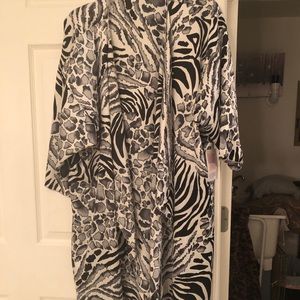 Lularoe Shirley kimono style jacket